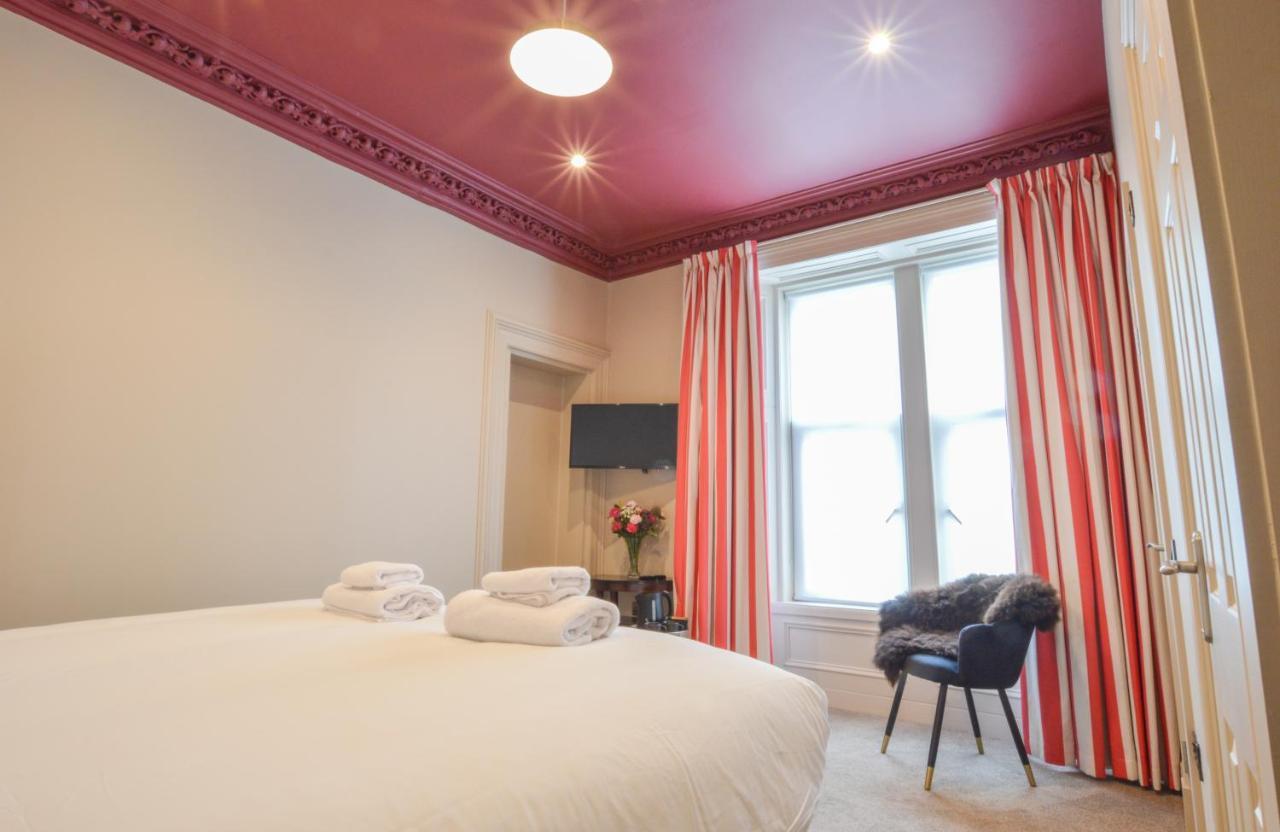 Raniven Hotel Оубън Екстериор снимка